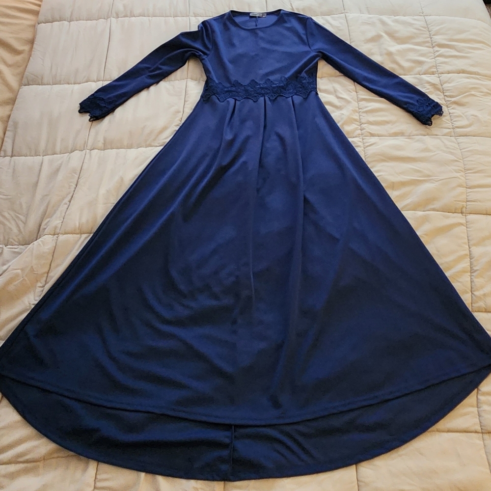 Pleated front waist high low long sleeve dress